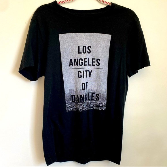 SAUCE Hockey Los Angeles City of Dangles Men’s Graphic Short Sleeve T-Shirt - Picture 1 of 4
